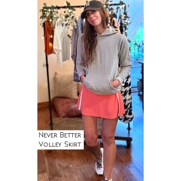 ✨Tee's Closet Picks✨ - Picture 3 of 4